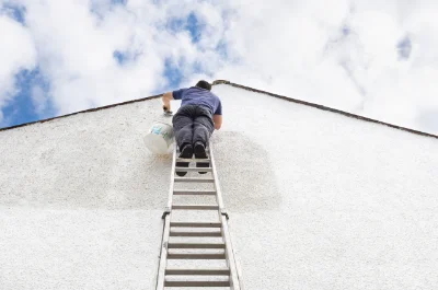 Peinture extérieure au Val-Saint-Éloi — façades et ravalement